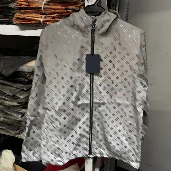 mens hooded jacket autumn winter style for men women windbreaker coat long sleeves fashion slim fit jackets with zippers letters printed out, Black;brown
mens hooded jacket autumn winter style for men women windbreaker coat long sleeves fashion slim fit jackets with zippers letters printed out, Black;brown