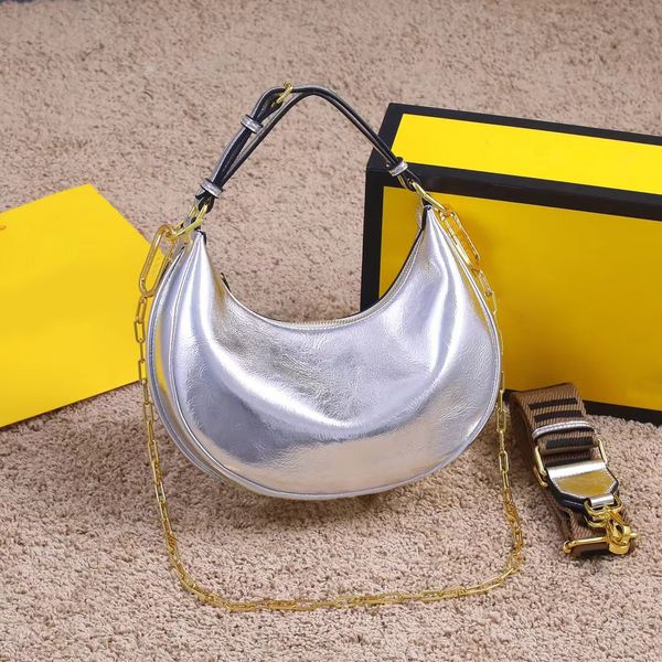 crescent bag women cross body bags axillary handbags classic letter print bottom letter hardware adjustable handle inside zipper pocket hand
crescent bag women cross body bags axillary handbags classic letter print bottom letter hardware adjustable handle inside zipper pocket hand
