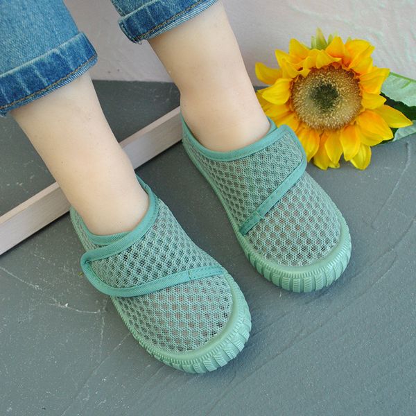 new children's sneakers casual low-boys and girls small and older kids hollow transparent mesh velcro breathable shoes, Black;red
new children's sneakers casual low-boys and girls small and older kids hollow transparent mesh velcro breathable shoes, Black;red