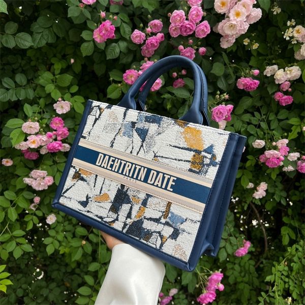 70% off 2022 new designer bags high capacity handbag printing fashion summer tote korean minority single shoulder women's
70% off 2022 new designer bags high capacity handbag printing fashion summer tote korean minority single shoulder women's