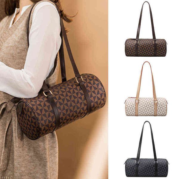 evening bags new cylindrical women's fashion brand design shoulder messenger travel women handbag underarm barrel 220802
evening bags new cylindrical women's fashion brand design shoulder messenger travel women handbag underarm barrel 220802
