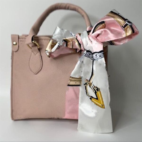 brand grils pu leather letter printing embossing handbags mother package bag hand bill of lading shoulder bags size 25 5 19 11cm313q, Black
brand grils pu leather letter printing embossing handbags mother package bag hand bill of lading shoulder bags size 25 5 19 11cm313q, Black