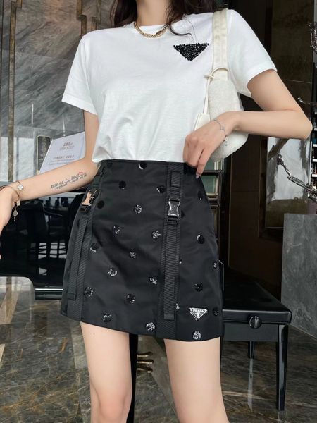 skirts designer p home 22 spring and summer new high waist slim college style triangular a-shaped short skirt round light piece embroidered, Black
skirts designer p home 22 spring and summer new high waist slim college style triangular a-shaped short skirt round light piece embroidered, Black