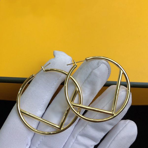 charm womens big circle simple earrings hoop gold vintage earrings ear stud for woman wedding party jewelry accessories, Golden;silver
charm womens big circle simple earrings hoop gold vintage earrings ear stud for woman wedding party jewelry accessories, Golden;silver