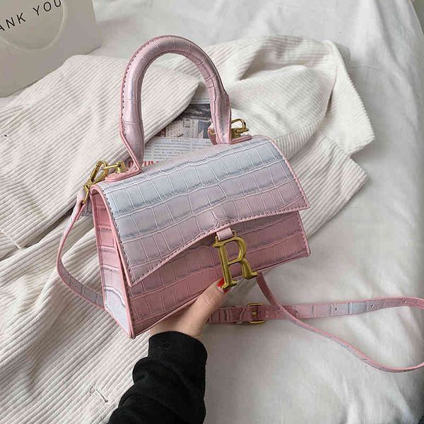 5f3y hourglass bag female 2021 summer gradually changing color stone pattern female bag r letter pendant portable single shoulder messenger
5f3y hourglass bag female 2021 summer gradually changing color stone pattern female bag r letter pendant portable single shoulder messenger
