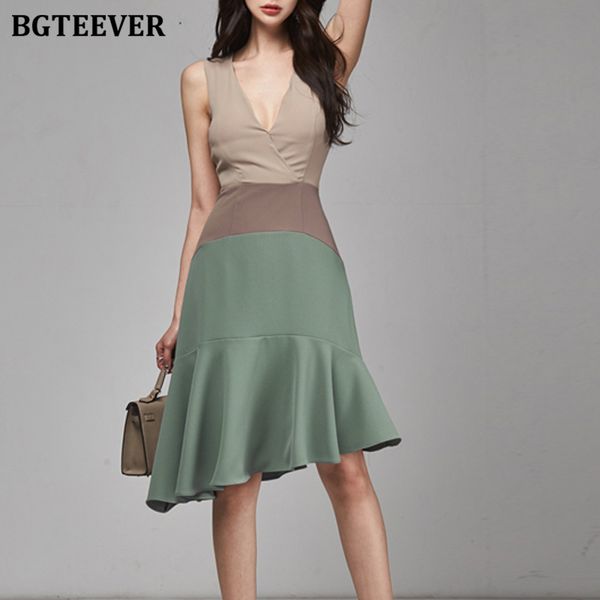 elegant v-neck hit color women dress summer sleeveless slim waist ruffles female dress 2021 irregular ladies vestidos, Black;gray
elegant v-neck hit color women dress summer sleeveless slim waist ruffles female dress 2021 irregular ladies vestidos, Black;gray