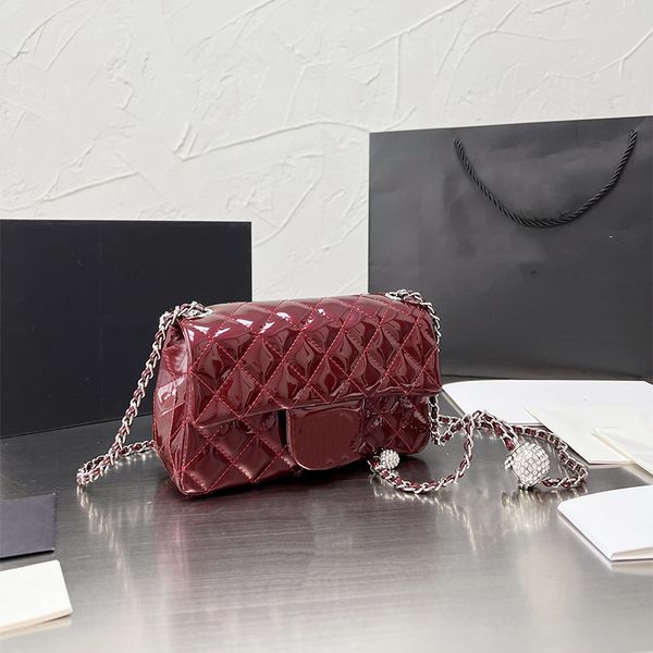 new fashion shoulder bags patent leather mini handbag french designer handbags 9 color leathers bag women one classic crossbody wallet luxur
new fashion shoulder bags patent leather mini handbag french designer handbags 9 color leathers bag women one classic crossbody wallet luxur