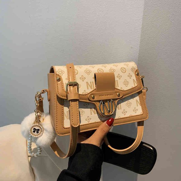 65% outlet online sales women's women's summer embossed letter one shoulder messenger small square bag
65% outlet online sales women's women's summer embossed letter one shoulder messenger small square bag