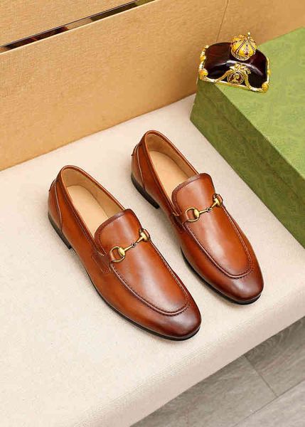 slip-on 2021 mens fashion genuine leather oxfords men business office work formal dress shoes brand designer party wedding flat shoes size
slip-on 2021 mens fashion genuine leather oxfords men business office work formal dress shoes brand designer party wedding flat shoes size