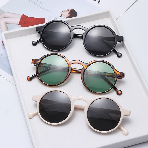 summer uv400 sunglasses korean style retro round sun glasses brand designer small frame outdoor hiking driving eyewear 220705, Blue
summer uv400 sunglasses korean style retro round sun glasses brand designer small frame outdoor hiking driving eyewear 220705, Blue