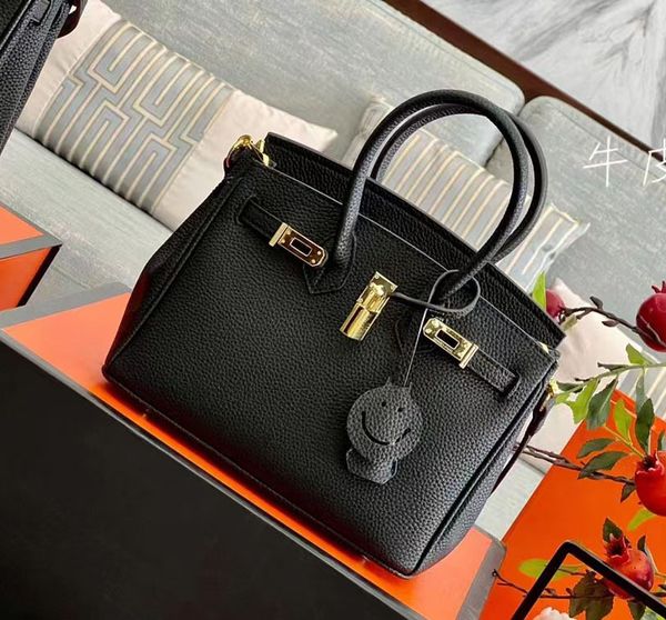 5a black padlock purses handbags shoulder luxurious bags for women cow genuine leather luxury designer khaki m lady cross body hand bag wome
5a black padlock purses handbags shoulder luxurious bags for women cow genuine leather luxury designer khaki m lady cross body hand bag wome