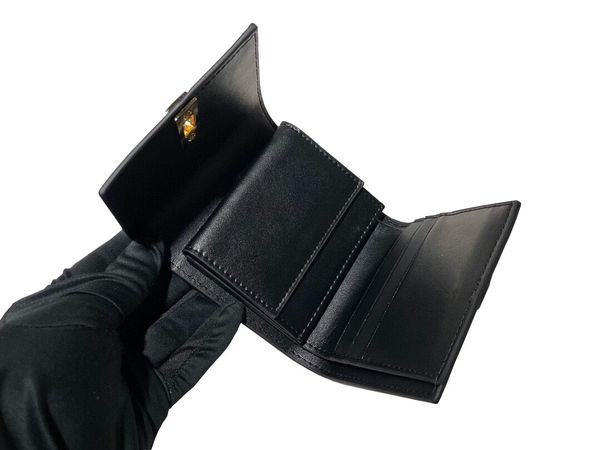 2022 short wallet designer luxury first layer cowhide soft and comfortable fashion temperament card bag details contact customer service 11c, Red;black
2022 short wallet designer luxury first layer cowhide soft and comfortable fashion temperament card bag details contact customer service 11c, Red;black
