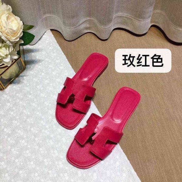 luxury designer sandal women's shoes summer new flat bottom cool slipper large size one-piece wear beach red versatile s with logo t5hm, Black
luxury designer sandal women's shoes summer new flat bottom cool slipper large size one-piece wear beach red versatile s with logo t5hm, Black