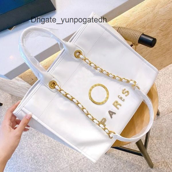 brand luxury women's handbags evening bags ch designer metal letter badge tote bag small mini cross body leather beach handbag large fe
brand luxury women's handbags evening bags ch designer metal letter badge tote bag small mini cross body leather beach handbag large fe