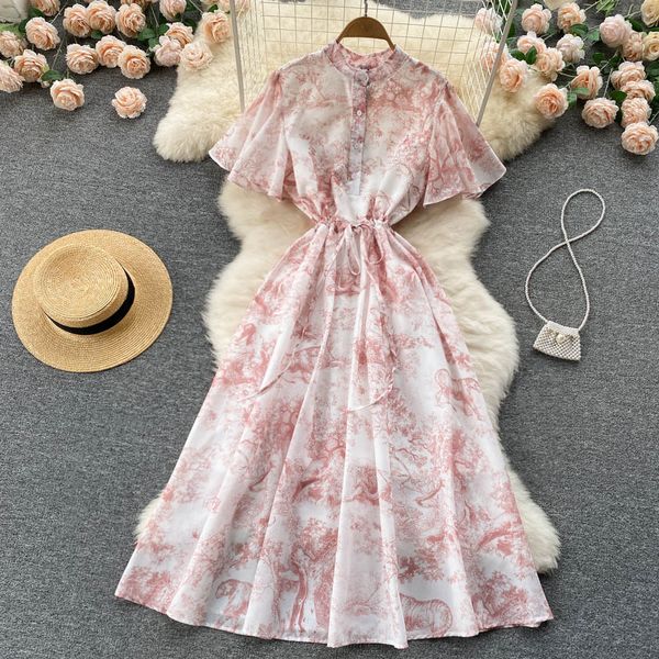 2022 new summer fashion runway vintage cotton dress women's stand collar bat sleeve retro animal pattern drawstring dress, Black;gray
2022 new summer fashion runway vintage cotton dress women's stand collar bat sleeve retro animal pattern drawstring dress, Black;gray