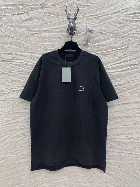 women's t-shirt designer b family high version correct printing chest double ring embroidered letters short sleeves can be solid loyy, White
women's t-shirt designer b family high version correct printing chest double ring embroidered letters short sleeves can be solid loyy, White