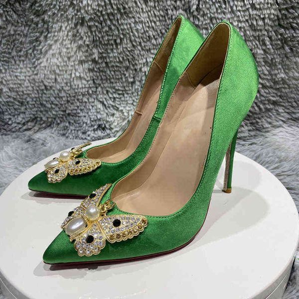 green silk satin cloth pointy toe pumps stiletto shiny diamond buckle 12cm heels shallow dress shoes high heel wedding shoe t220730, Black
green silk satin cloth pointy toe pumps stiletto shiny diamond buckle 12cm heels shallow dress shoes high heel wedding shoe t220730, Black