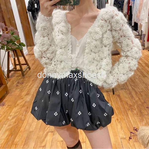 women's sweaters xinxiaoxiang light luxury heavy industry manual hook flower hollowed out knitted cardigan wool lazy sweater coat, White;black
women's sweaters xinxiaoxiang light luxury heavy industry manual hook flower hollowed out knitted cardigan wool lazy sweater coat, White;black