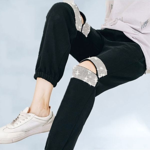 sports pants female european summer wild heavy industry drilling hole nine points leisure harem pant 166 y200114, Black;white
sports pants female european summer wild heavy industry drilling hole nine points leisure harem pant 166 y200114, Black;white