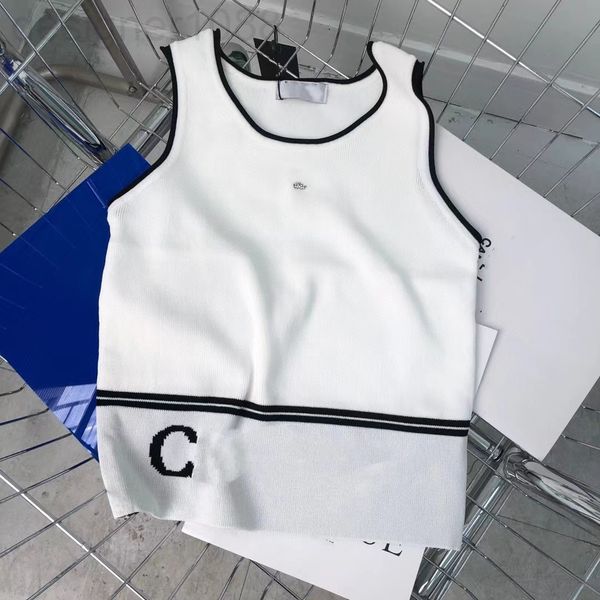 women's tanks & camis designer xiaoxiangfeng 22 spring and summer new black-and-white color contrast song bead silk breathable splicing
women's tanks & camis designer xiaoxiangfeng 22 spring and summer new black-and-white color contrast song bead silk breathable splicing