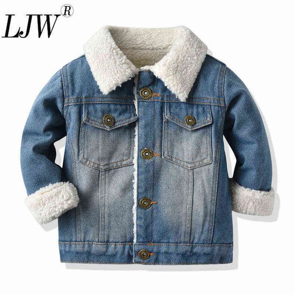 new boys and children winter clothing winter men and women baby plus velvet denim jacket warm long sleeves thick short jacket j220718, Blue;gray
new boys and children winter clothing winter men and women baby plus velvet denim jacket warm long sleeves thick short jacket j220718, Blue;gray