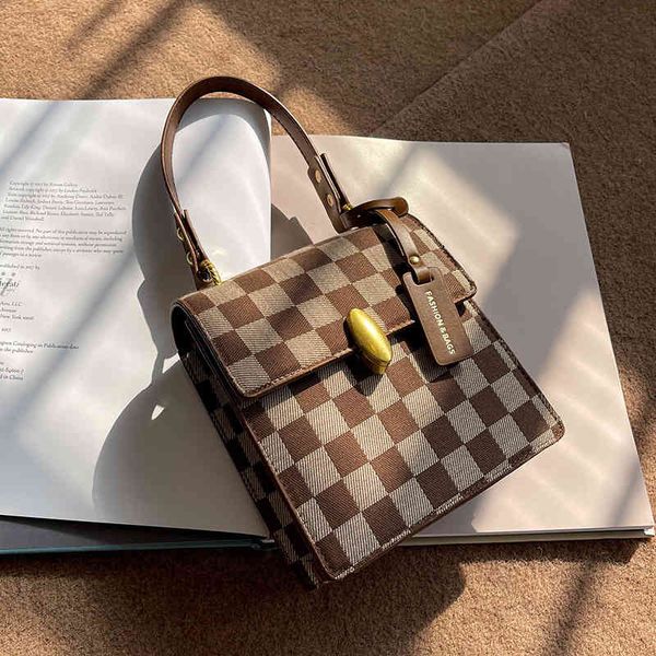 2022 luxury brand fashion design versatile ladies bags autumn winter new women's lattice msenger portable small
2022 luxury brand fashion design versatile ladies bags autumn winter new women's lattice msenger portable small