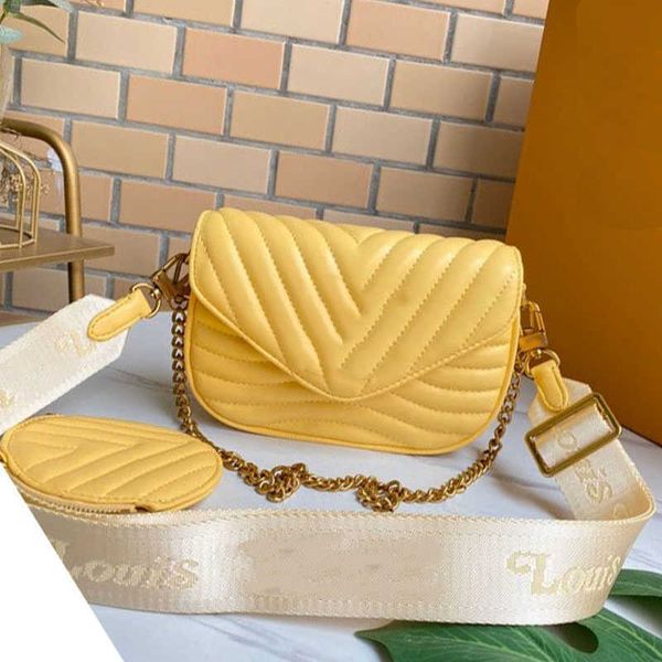 quilted calfskin shoulder bags inscribed jacquard new wave bag 2022 designer women's crossbody bag round coin purse m53936 m56466 m5646
quilted calfskin shoulder bags inscribed jacquard new wave bag 2022 designer women's crossbody bag round coin purse m53936 m56466 m5646