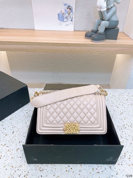 women's designers shoulder bag luxury tote purse handbag message bags cluth classic genuine leather crossbody lady original box 25cm go
women's designers shoulder bag luxury tote purse handbag message bags cluth classic genuine leather crossbody lady original box 25cm go