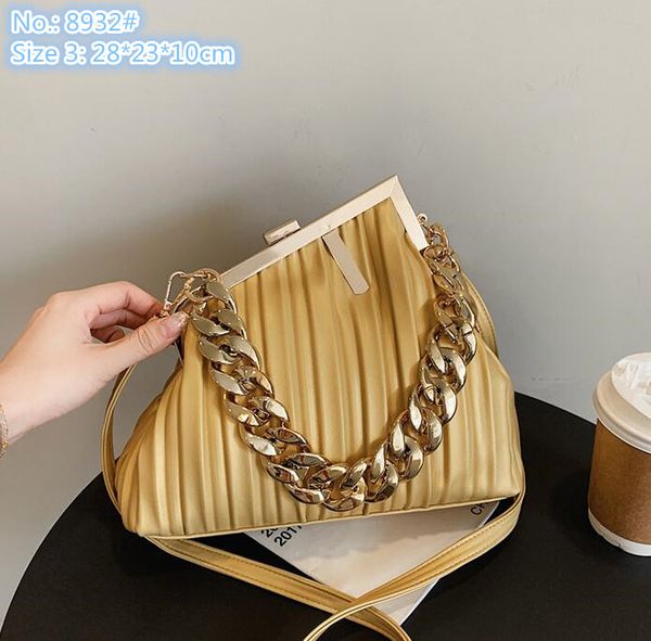 wholesale ladies shoulder bags summer personality irregular fashion handbag street trend solid color leather mobile phone coin purse small f
wholesale ladies shoulder bags summer personality irregular fashion handbag street trend solid color leather mobile phone coin purse small f