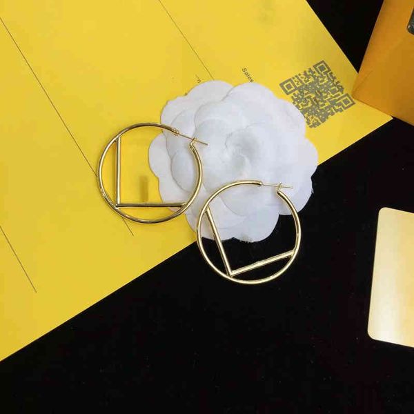 popular round double large earrings women's simple and versatile temperament advanced earrings us design jewelry, Golden
popular round double large earrings women's simple and versatile temperament advanced earrings us design jewelry, Golden