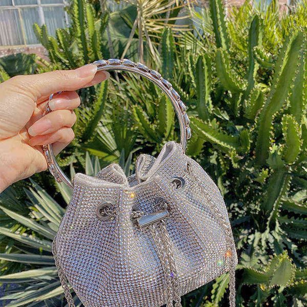 shoulder bag evening wedding hand deigner pure and for women silver bucket clutch banquet cryta rhinetone 220329 220607
shoulder bag evening wedding hand deigner pure and for women silver bucket clutch banquet cryta rhinetone 220329 220607