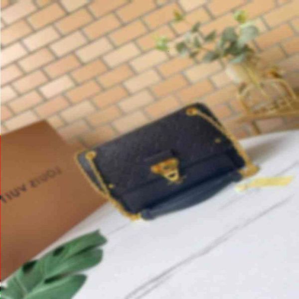 1 ggs lvs louiseity viutonitys louiss vuttonss luxury fashionable bags women light shoulder featuring clutches eye-catching lock bag ba hsrh, Brown;gray
1 ggs lvs louiseity viutonitys louiss vuttonss luxury fashionable bags women light shoulder featuring clutches eye-catching lock bag ba hsrh, Brown;gray