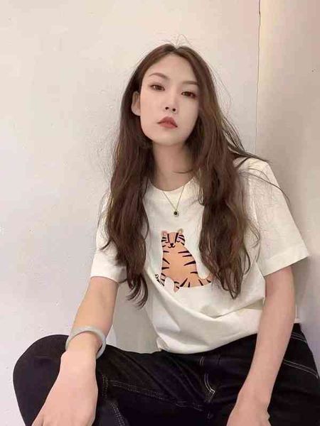 women's t-shirt spring and summer year series - funny cartoon tiger print round neck short sleeve t-shirt two-color femal, White
women's t-shirt spring and summer year series - funny cartoon tiger print round neck short sleeve t-shirt two-color femal, White