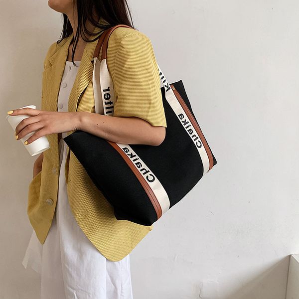 designer bags canvas female 2022 new fashion leisure large capacity portable tote ins student one shoulder
designer bags canvas female 2022 new fashion leisure large capacity portable tote ins student one shoulder