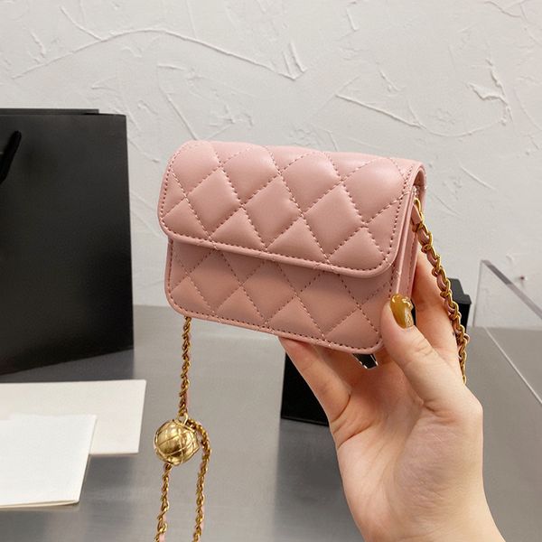 2022ss crossboy mini tiny vanity quilted bags classis flap cosmetic fanny pack crush gold ball matelasse chain luxury designer shoulder hand
2022ss crossboy mini tiny vanity quilted bags classis flap cosmetic fanny pack crush gold ball matelasse chain luxury designer shoulder hand