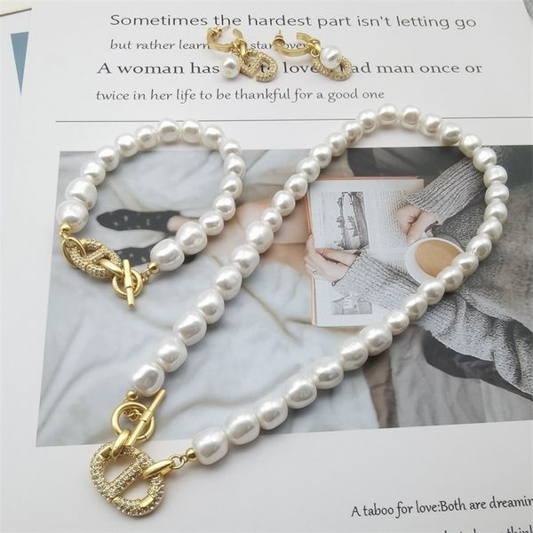 the new 74% off family light luxury high sense minority letters full diamond cd earrings necklace bracelet fashion celebrity pearl chain fem, Silver
the new 74% off family light luxury high sense minority letters full diamond cd earrings necklace bracelet fashion celebrity pearl chain fem, Silver