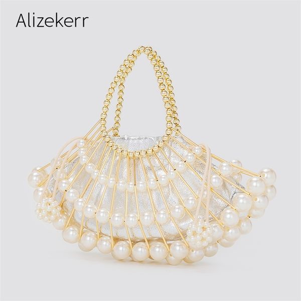 fan shaped pearls evening clutch bag women designer elegant hollow out purses and handbags wedding party 220809
fan shaped pearls evening clutch bag women designer elegant hollow out purses and handbags wedding party 220809