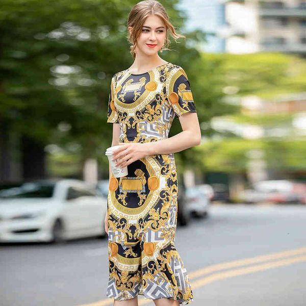 casual dresses fashion style temperament celebrities gorgeous print slim fit stitched ruffle dress summer women, Black;gray
casual dresses fashion style temperament celebrities gorgeous print slim fit stitched ruffle dress summer women, Black;gray