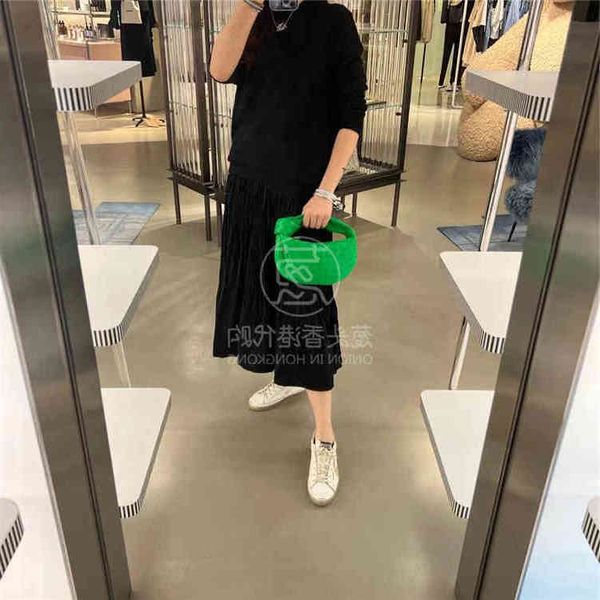 venetas bottegas onion hong kong purchasing ss22 spring and summer classic knot woven hand bags fe6d
venetas bottegas onion hong kong purchasing ss22 spring and summer classic knot woven hand bags fe6d