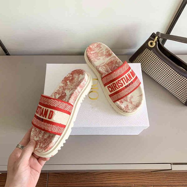 slippers d family slippers wear women's fashion leisure round head rubber thick bottom old flower embroidery printing spt7, Black
slippers d family slippers wear women's fashion leisure round head rubber thick bottom old flower embroidery printing spt7, Black