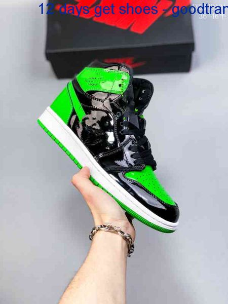 with original box 3 days ship 1s high board basketball 1 shoes man women patent leather fluorescent green beika blue black red paint fin
with original box 3 days ship 1s high board basketball 1 shoes man women patent leather fluorescent green beika blue black red paint fin