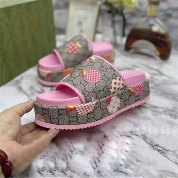 luxury slipper ladies multicolor platform sandal lambskin style flat slides designer sandals fashion summer casual slippers quality, Black
luxury slipper ladies multicolor platform sandal lambskin style flat slides designer sandals fashion summer casual slippers quality, Black
