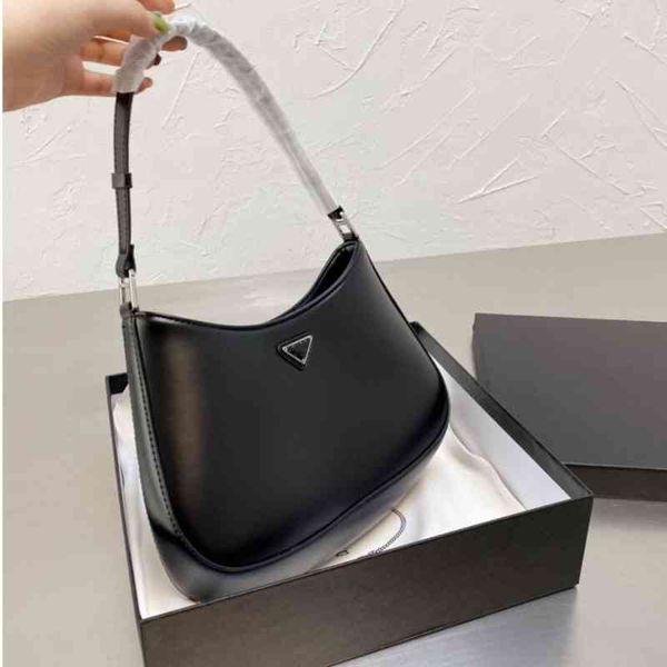 medieval texture niche design 2021 new cleo underarm women's club single shoulder portable hobo
medieval texture niche design 2021 new cleo underarm women's club single shoulder portable hobo