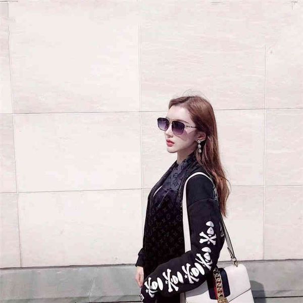 sunglasses b's personalized fashion square double beam star's same trend sunglasses 87pp, White;black
sunglasses b's personalized fashion square double beam star's same trend sunglasses 87pp, White;black