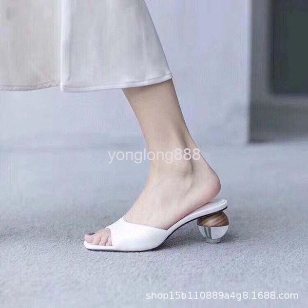 dress shoes special shaped heel with open toe, wear thick sandals, style square head high-ed lazy muller shoes in summer, female, Black
dress shoes special shaped heel with open toe, wear thick sandals, style square head high-ed lazy muller shoes in summer, female, Black