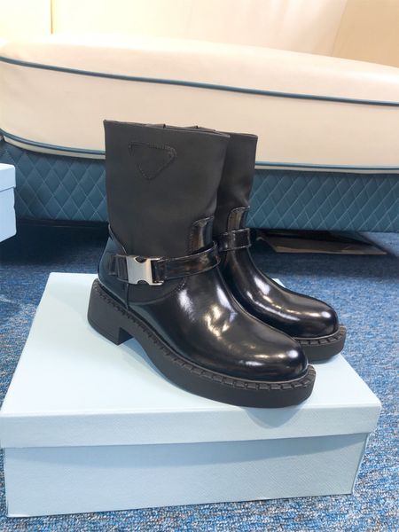2022 autumn winter knight boots women's triangle martin boots black thick heel round head women's boots 35-40 us4-9
2022 autumn winter knight boots women's triangle martin boots black thick heel round head women's boots 35-40 us4-9