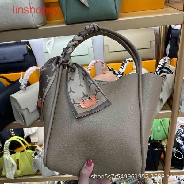 herme bags picotinslocks bags 18 22 26cm double shoulder with silk scarf motherinlaw bucket cowhid
herme bags picotinslocks bags 18 22 26cm double shoulder with silk scarf motherinlaw bucket cowhid