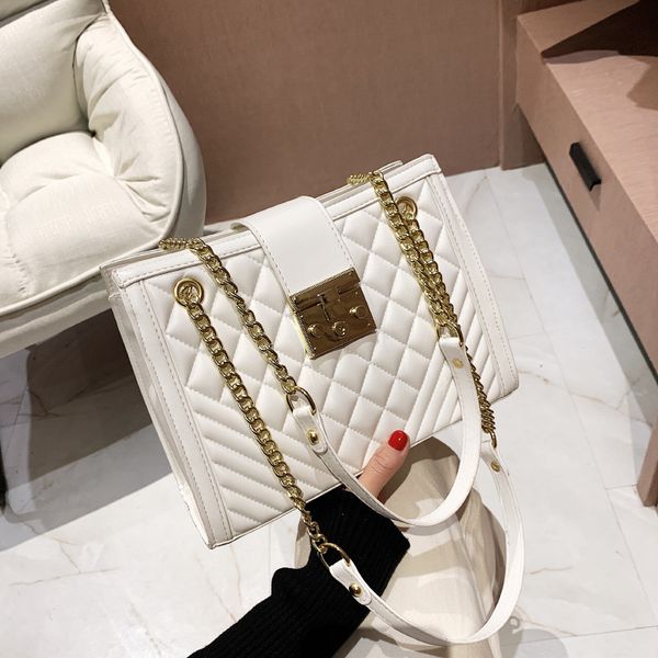 temperament rhombus chain shoulder bag woman luxury simple pu crossbody bag ladies fashion large-capacity square women handbag
temperament rhombus chain shoulder bag woman luxury simple pu crossbody bag ladies fashion large-capacity square women handbag