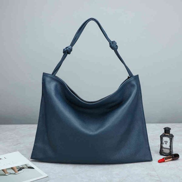 designers bags bag 2020 new leather women's bag korean version tote cowhide portable shoulder net red soft of the same type
designers bags bag 2020 new leather women's bag korean version tote cowhide portable shoulder net red soft of the same type