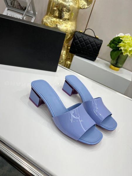 casual shoes designer leather woman slippers block heels slides summer luxury party wedding sandals, Black
casual shoes designer leather woman slippers block heels slides summer luxury party wedding sandals, Black